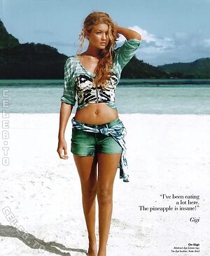 Gigi Hadid leaked photo #223