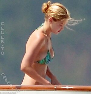 Gigi Hadid leaked photo #312