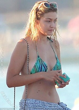 Gigi Hadid leaked photo #318