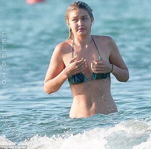 Gigi Hadid leaked photo #319