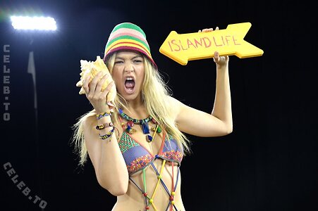 Gigi Hadid leaked photo #390
