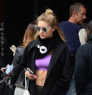 Gigi Hadid leaked photo #481
