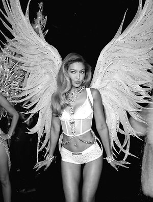 Gigi Hadid leaked photo #520