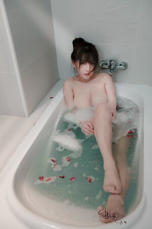 GiGi leaked photo #341
