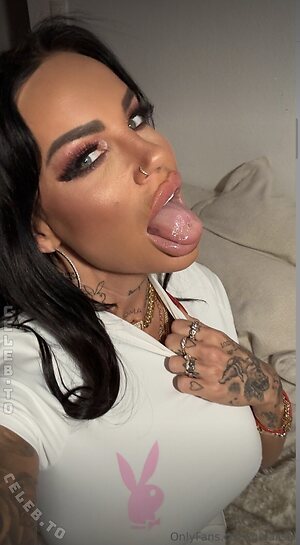 Gina-Lisa Lohfink photo