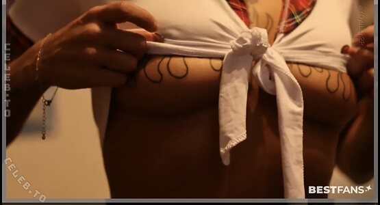 Gina Moberts Nude Leaked Photo #7