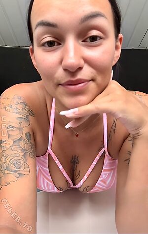 Gina Moberts Nude Leaked Photo #10