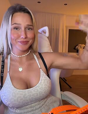 Gina Rühl leaked photo #112