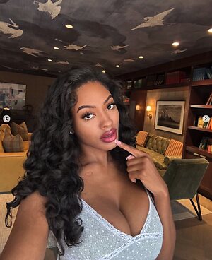 Gina Wap leaked photo #9