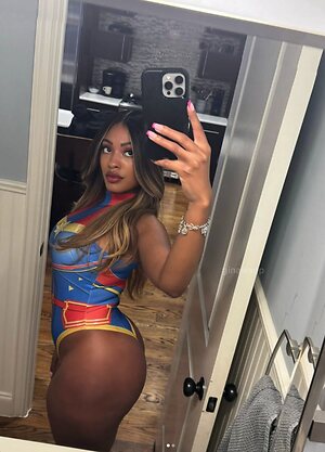 Gina Wap leaked photo #21