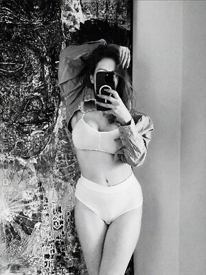 Ginger Mia photo