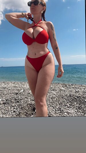 Giovanna R Nude Leaked Photo #13