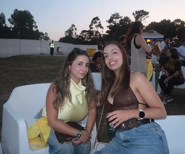 Set 13 — 9 photos