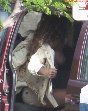 Gisele Bündchen leaked photo #67