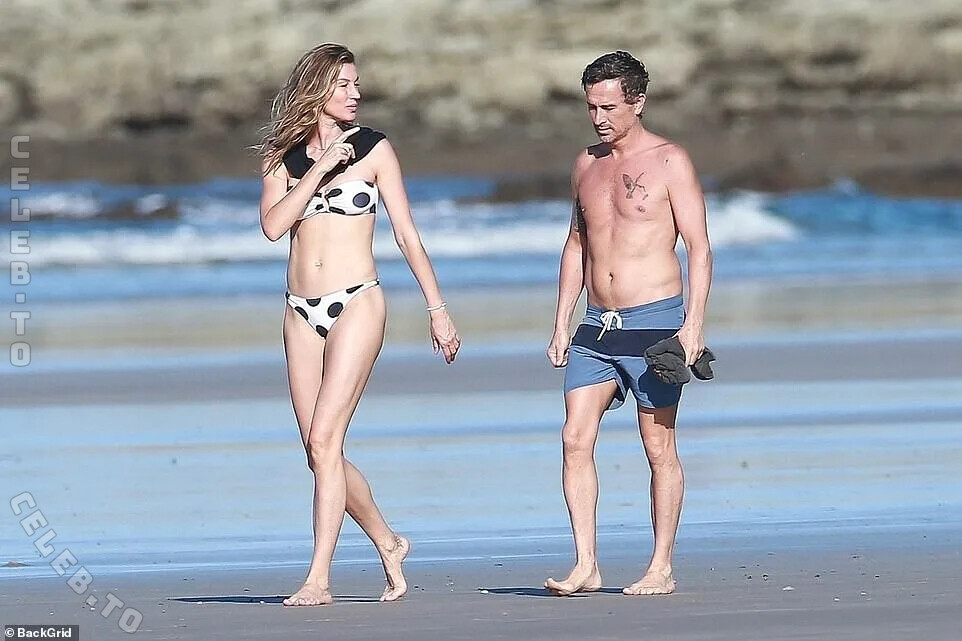Gisele Bundchen photo