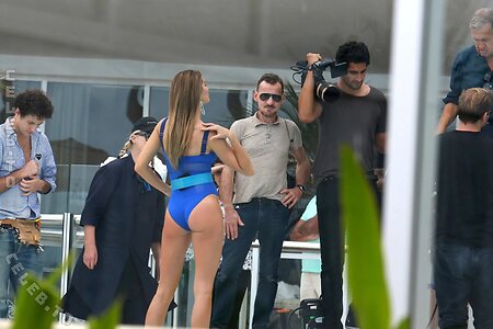 Gisele Bundchen Nude Leaked Photo #32