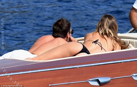 Gisele Bundchen Nude Leaked Photo #61