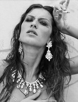 Gisele Bundchen leaked photo #85