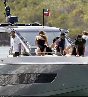 Gisele Bundchen leaked photo #101