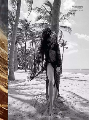 Gisele Bundchen leaked photo #110