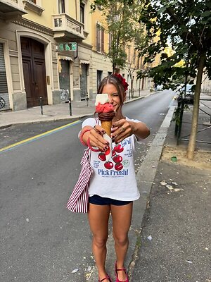 Giulia Nassa leaked photo #11