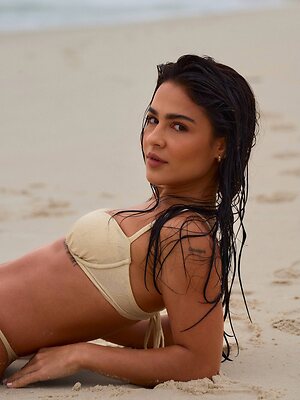 Giullia Buscacio leaked photo #11