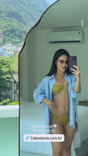 Giullia Buscacio leaked photo #22