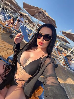 Gizem Bilgen leaked photo #4