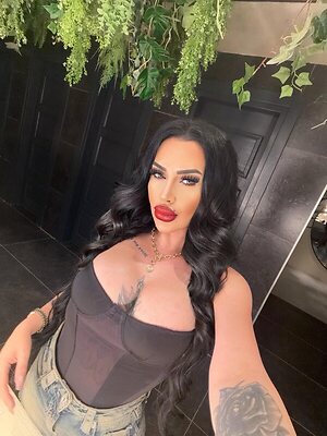 Gizem Bilgen leaked photo #13