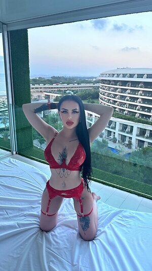 Gizem Bilgen leaked photo #19