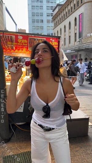 Gizem Emre Nude Leaked Photo #12