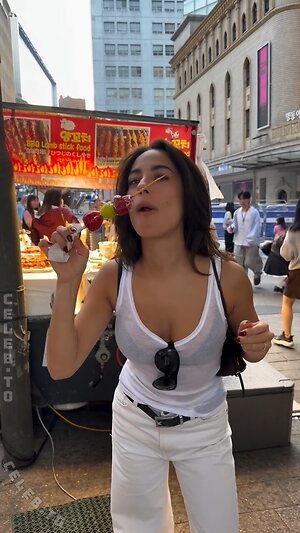 Gizem Emre Nude Leaked Photo #13