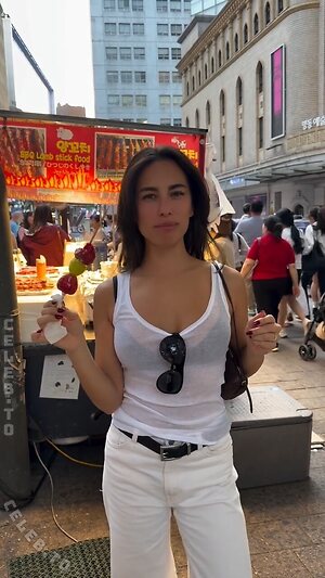 Gizem Emre Nude Leaked Photo #15