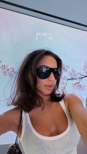 Gizem Emre Nude Leaked Photo #20