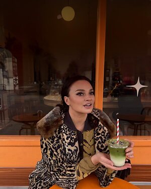 Gizzi Erskine leaked photo #39