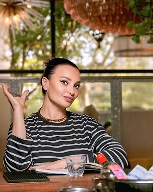 Gizzi Erskine leaked photo #41