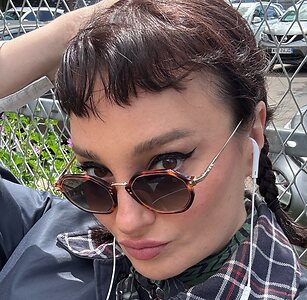 Gizzi Erskine leaked photo #76