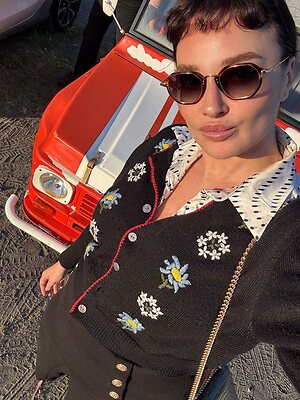 Gizzi Erskine