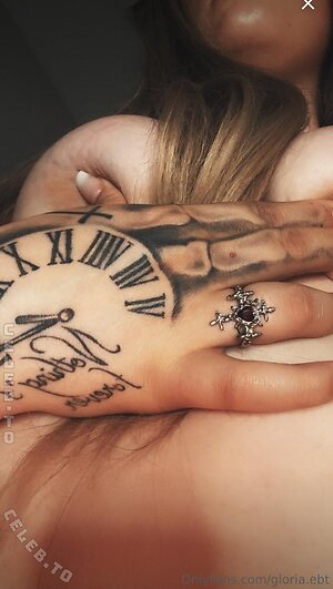 Gloria Elbert Nude Leaked Photo #12