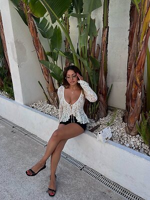 Gülsen Aslan leaked photo #2