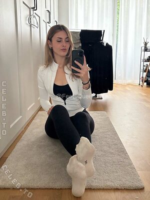 Goddess Leana Nude Leaked Photo #59