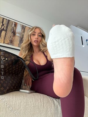 goddesshollyjones Nude Leaked Photo #47