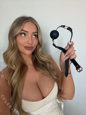 goddesshollyjones photo