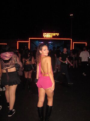 Gostosas de mini short leaked photo #67