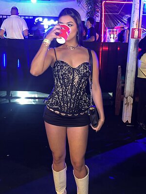 Gostosas de mini short leaked photo #128