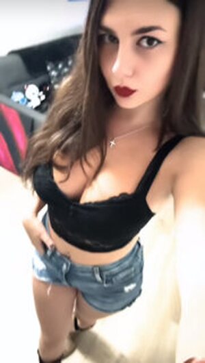 gothicbarbiedoll leaked photo #4