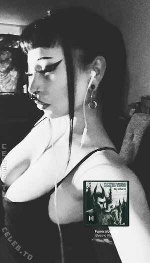 Gothminze Nude Leaked Photo #7