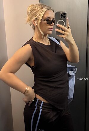 Grace Beverley leaked photo #4