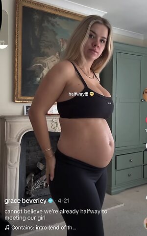 Grace Beverley leaked photo #16
