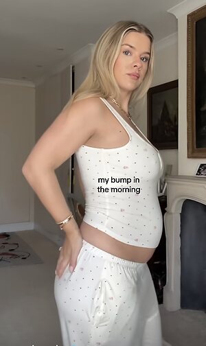 Grace Beverley leaked photo #20
